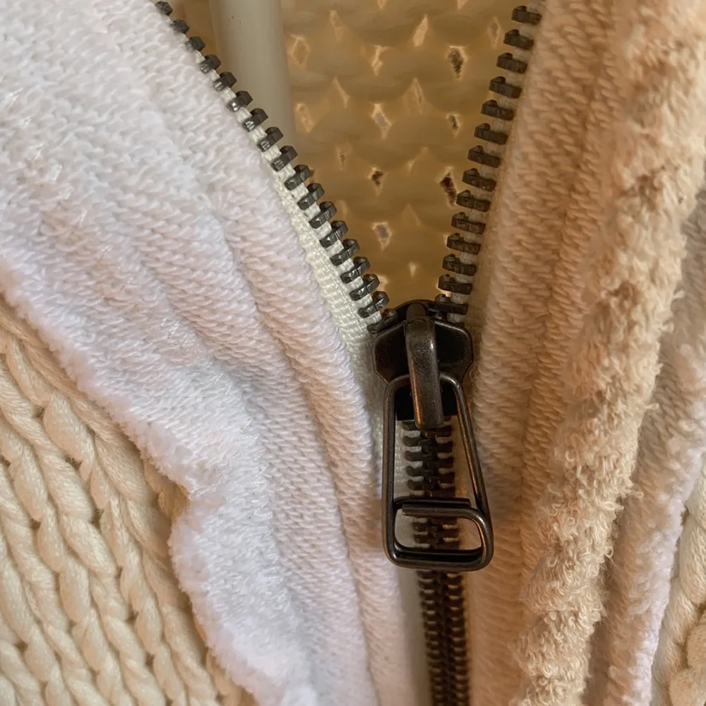 Free people cozy knit mixed media sweater. NWOT. Retail 398‎